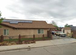 Pre-foreclosure in  S SMYRNA AVE Parlier, CA 93648
