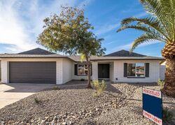 Pre-foreclosure in  N 52ND DR Glendale, AZ 85302