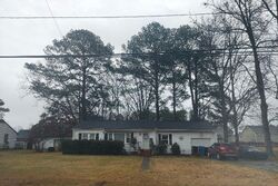 Pre-foreclosure in  BUGLE DR W Chesapeake, VA 23321