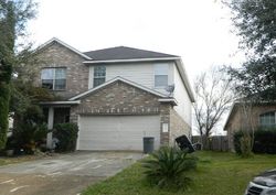 Pre-foreclosure in  MAPLE VISTA LN Spring, TX 77373