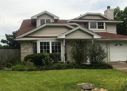 Pre-foreclosure in  SKYKNOLL LN Houston, TX 77082