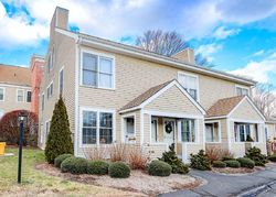 Pre-foreclosure Listing in ROPE FERRY RD UNIT N161 WATERFORD, CT 06385