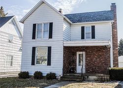 Pre-foreclosure in  LAQUINEO ST Findlay, OH 45840