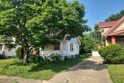 Pre-foreclosure in  E 168TH ST Cleveland, OH 44110