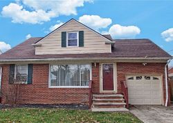 Pre-foreclosure in  HALLE DR Euclid, OH 44132
