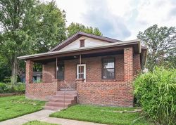 Pre-foreclosure in  PENNSYLVANIA AVE Saint Louis, MO 63130