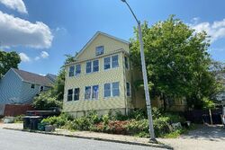 Pre-foreclosure in  PENN AVE Worcester, MA 01604