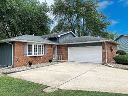 Pre-foreclosure in  PIERCE PL Merrillville, IN 46410