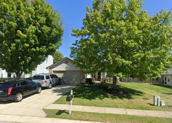 Pre-foreclosure in  BLUE SPRINGS LN Fishers, IN 46037