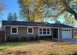 Pre-foreclosure in  EVERLING DR Morgantown, IN 46160