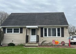 Pre-foreclosure in  32ND ST NE Canton, OH 44714