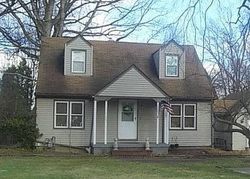 Pre-foreclosure in  S MERIDIAN RD Youngstown, OH 44511