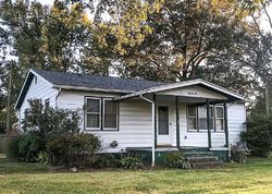 Pre-foreclosure in  DOROTHY ST Moro, IL 62067