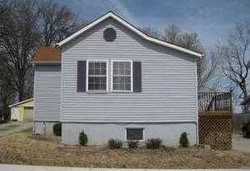 Pre-foreclosure in  W LINCOLN ST Belleville, IL 62220