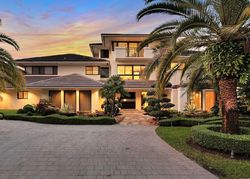 Pre-foreclosure in  NW 52ND DORAL LN Miami, FL 33178