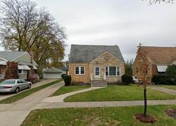 Pre-foreclosure Listing in S 2ND AVE RIVERSIDE, IL 60546