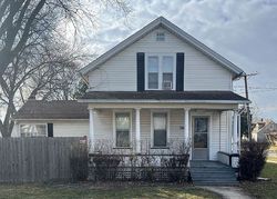 Pre-foreclosure in  SHERIDAN AVE Aurora, IL 60505