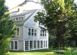 Pre-foreclosure in  PECKSLAND RD Greenwich, CT 06831