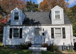 Pre-foreclosure in  FOUNTAIN ST New Haven, CT 06515