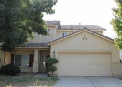 Pre-foreclosure in  CHERRY TREE LN Madera, CA 93637