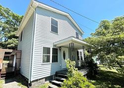 Pre-foreclosure in  N SUMMIT ST Derry, PA 15627