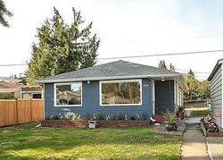 Pre-foreclosure in  N 101ST ST Seattle, WA 98133