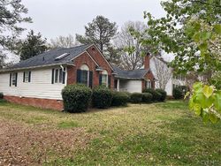 Pre-foreclosure in  OLD BRICKHOUSE LN Colonial Heights, VA 23834