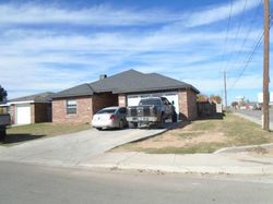 Pre-foreclosure in  E OAK AVE Midland, TX 79705
