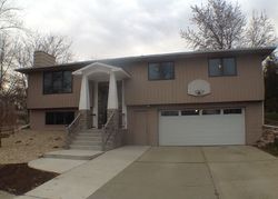 Pre-foreclosure in  S LOCUST DR Sioux Falls, SD 57105