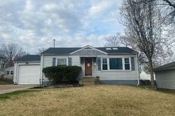 Pre-foreclosure in  COMET DR Saint Louis, MO 63137