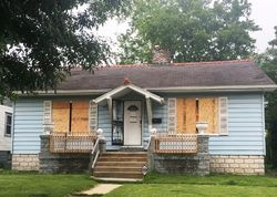 Pre-foreclosure in  N 75TH ST East Saint Louis, IL 62203