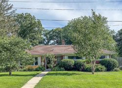 Pre-foreclosure in  24TH AVE Rock Island, IL 61201