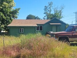 Pre-foreclosure in  BALTIMORE ST Elgin, OR 97827