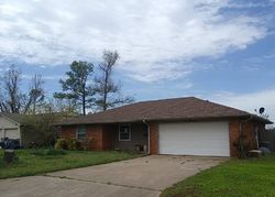 Pre-foreclosure in  N POTTENGER AVE Shawnee, OK 74804