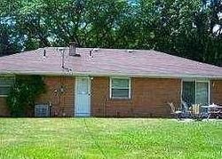 Pre-foreclosure in  EASTLAND DR Oregon, OH 43616