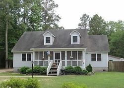 Pre-foreclosure in  THE WOODS RD Kitty Hawk, NC 27949