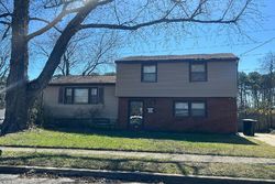 Pre-foreclosure in  S CLUB RD Clementon, NJ 08021