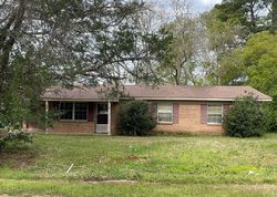 Pre-foreclosure in  BOLING ST NE Magee, MS 39111