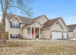 Pre-foreclosure in  QUAIL DR Shakopee, MN 55379