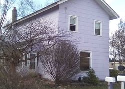 Pre-foreclosure in  LILAC RD Hillsdale, MI 49242