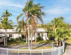 Pre-foreclosure in  E 10TH PL Hialeah, FL 33010