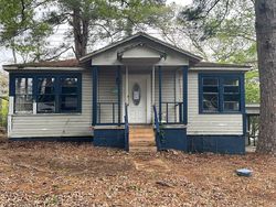 Pre-foreclosure in  COTTON ST Pineville, LA 71360