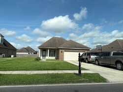 Pre-foreclosure in  S DARLA AVE Gonzales, LA 70737