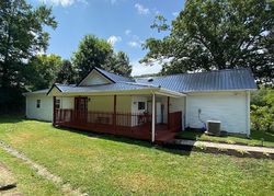 Pre-foreclosure in  WILDIE RD Mount Vernon, KY 40456