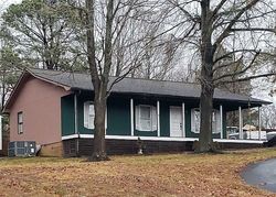 Pre-foreclosure Listing in WINDSOR DR CALVERT CITY, KY 42029