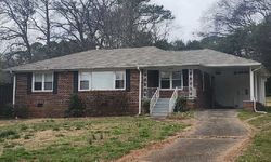 Pre-foreclosure in  PERKERSON RD SW Atlanta, GA 30315