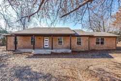 Pre-foreclosure in  TARVIN RD Mckinney, TX 75071