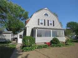 Pre-foreclosure in  PEQUOT AVE Warwick, RI 02889