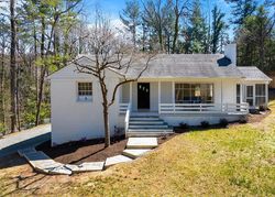 Pre-foreclosure in  MEADOWBROOK RD Charlottesville, VA 22903