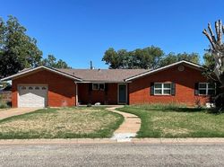 Pre-foreclosure Listing in DENISON AVE SNYDER, TX 79549